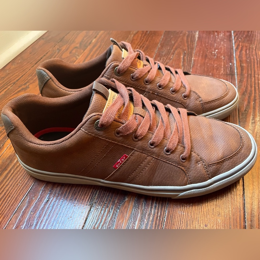 Levi’s Carter Sneakers
